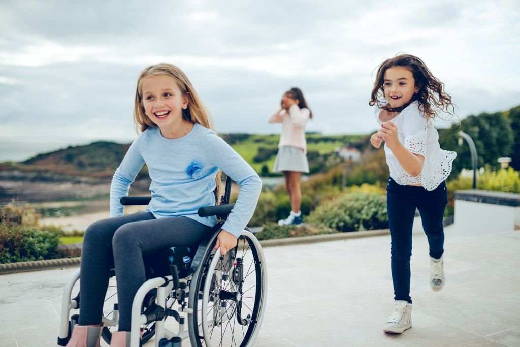 El rol de la silla de ruedas en la vida de los niños con discapacidad  física | Asociación Médica Latinoamericana de Rehabilitación